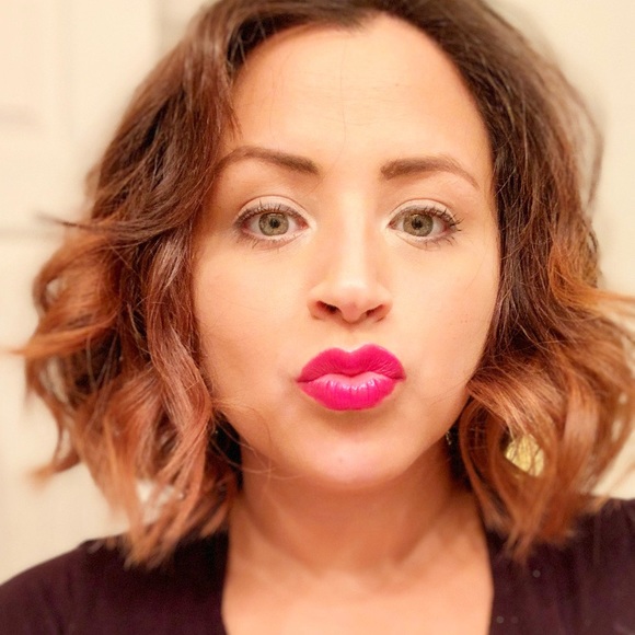 Meet your Posher, Rachel - Picture 4 of 5